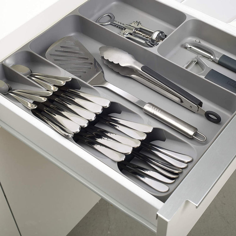 COMPACT CUTLERY ORGANIZER