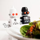 SUCK UK™ Salt & Pepper' Bots (1 set)