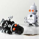 SUCK UK™ Salt & Pepper' Bots (1 set)